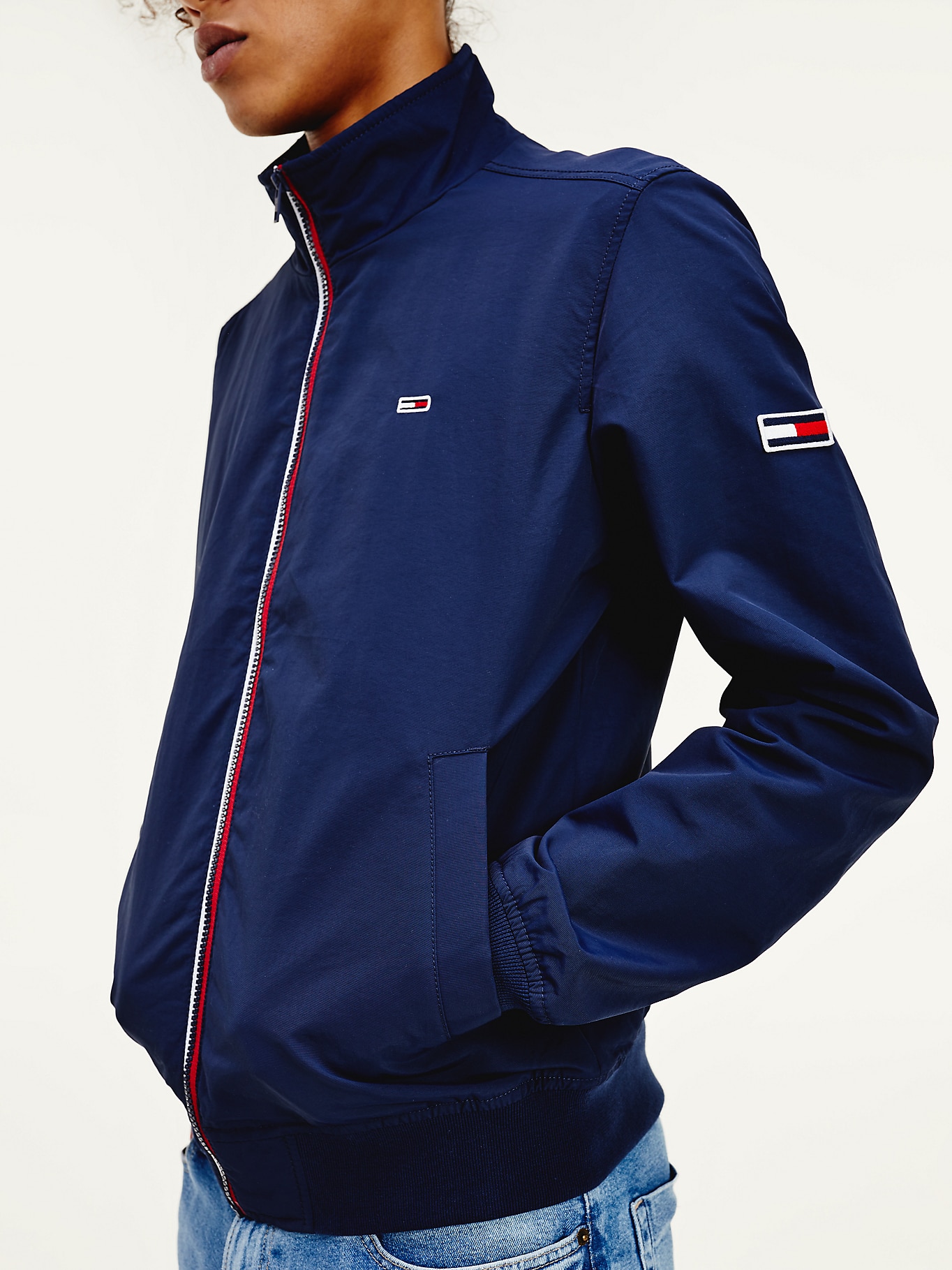 DM0DM07366_CBK_alternate2