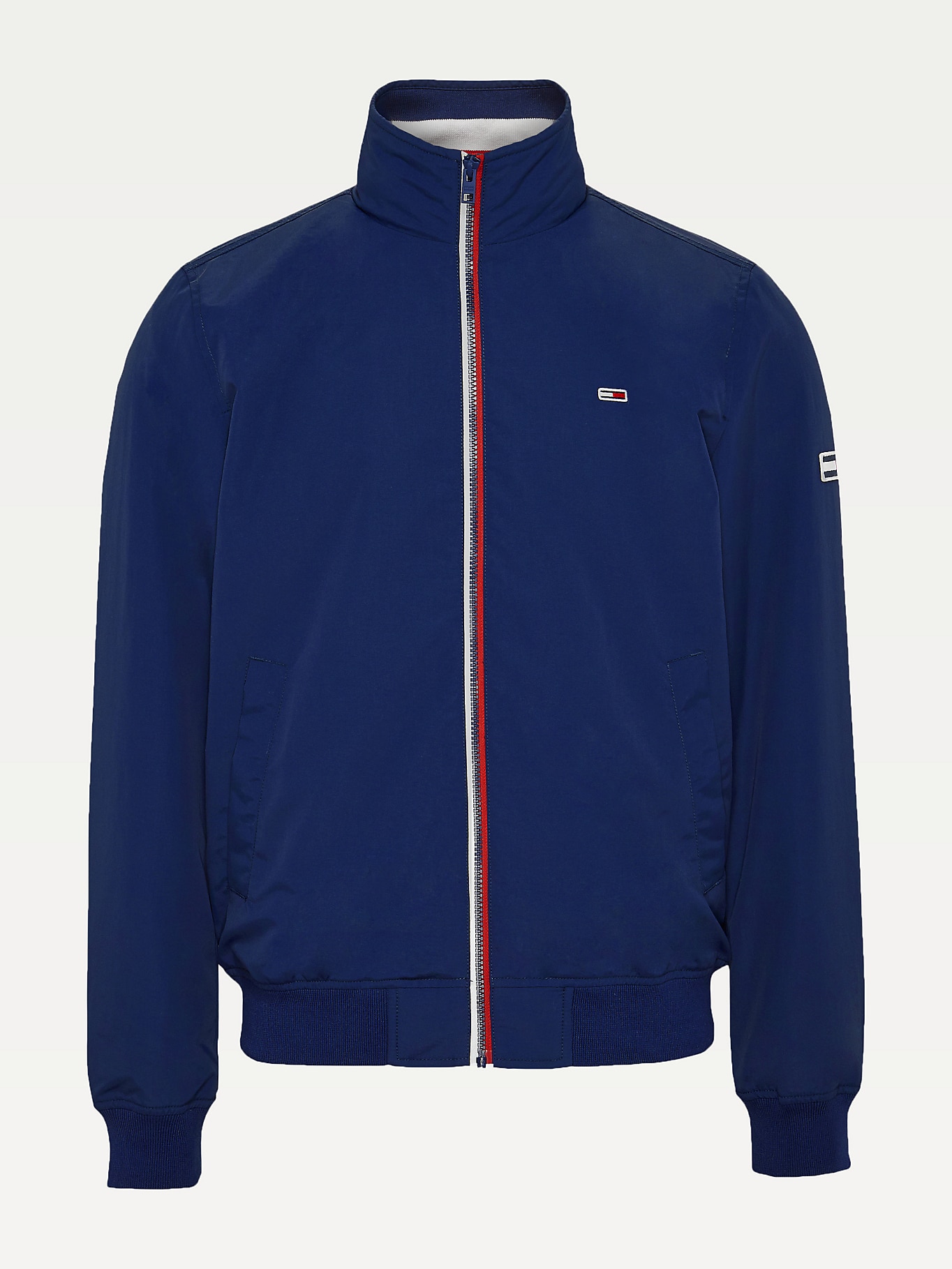 DM0DM07366_CBK_alternate5-2